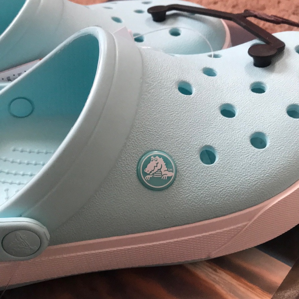 Crocs - Picture 4 of 6